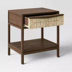 Tavolino Withania - Threshold™: composito di legno, mobiletto contenitore decorativo con cassetto