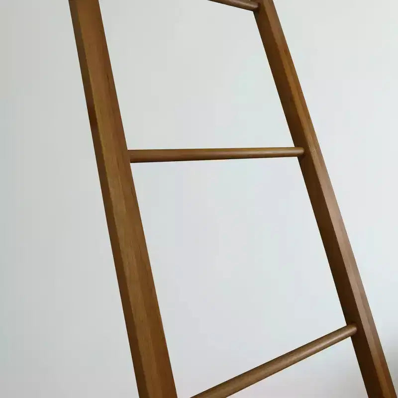 Scala Decorativa Ciliegio Naturale - Flora Home: Portasciugamani in Legno Massello, Design a 5 Pioli