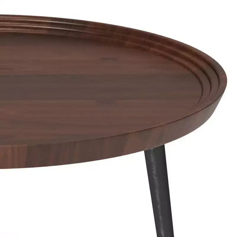 Tavolino da caffè Joellla Cognac - WyndenHall: Legno massello, Gambe metalliche svasate, Design industriale, 42.9 cm H