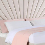 Letto Matrimoniale a 221 cm Letto Faiz in Velluto Beige - Acme Furniture: Capitonnè a Raggi, Piedini in Metallo, Nessuna Rete a Molle Necessaria