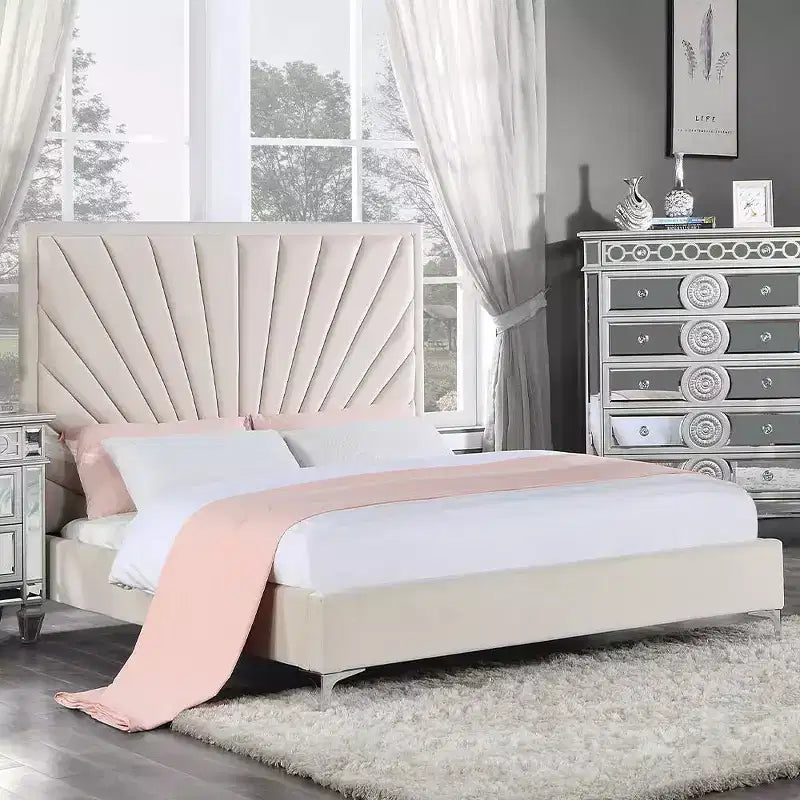 Letto Matrimoniale a 221 cm Letto Faiz in Velluto Beige - Acme Furniture: Capitonnè a Raggi, Piedini in Metallo, Nessuna Rete a Molle Necessaria