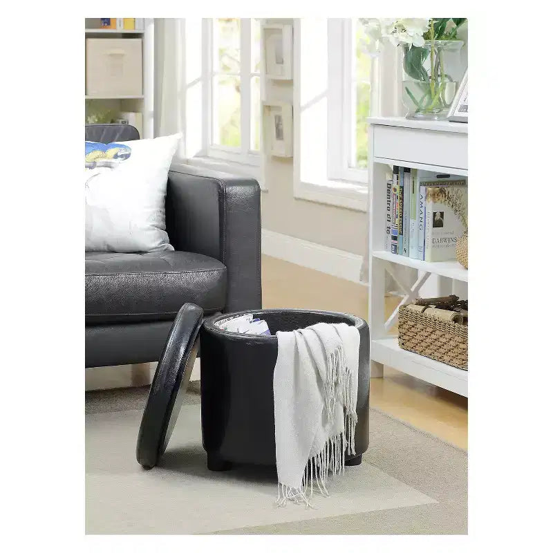 Poggiapiedi contenitore rotondo Designs4Comfort – Breighton Home