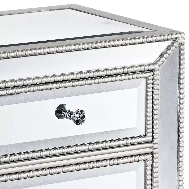 Coast to Coast Accents Trevi Tavolino Moderno Rettangolare a Specchio 20 x 15 con 3 Cassetti e Bordo con Perline Argentate per Soggiorno Camera da Letto Comodino Casa