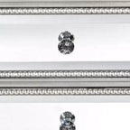 Coast to Coast Accents Trevi Tavolino Moderno Rettangolare a Specchio 20 x 15 con 3 Cassetti e Bordo con Perline Argentate per Soggiorno Camera da Letto Comodino Casa