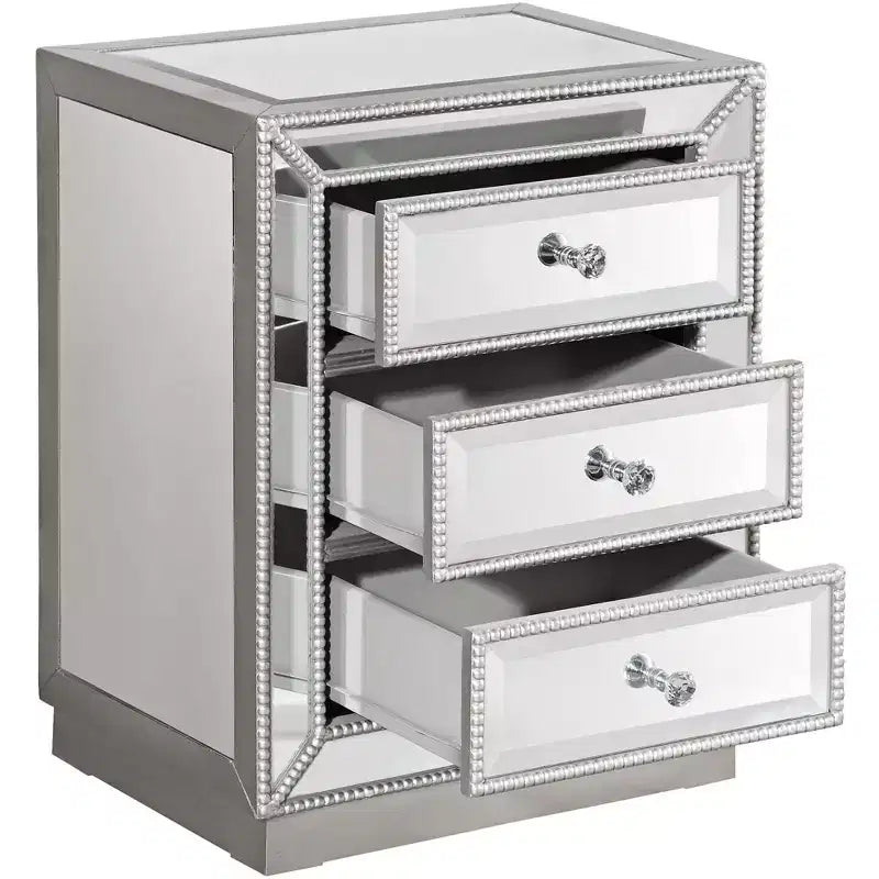 Coast to Coast Accents Trevi Tavolino Moderno Rettangolare a Specchio 20 x 15 con 3 Cassetti e Bordo con Perline Argentate per Soggiorno Camera da Letto Comodino Casa
