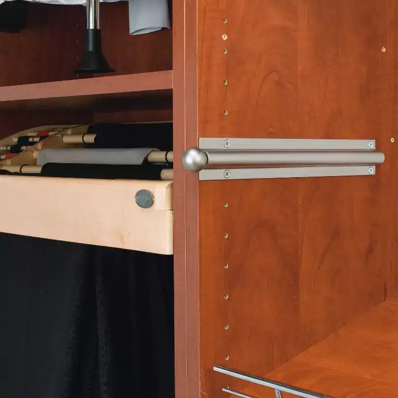 Rev-A-Shelf 12 Asta appendiabiti estensibile in metallo per armadio, nichel satinato CVL-12-SN