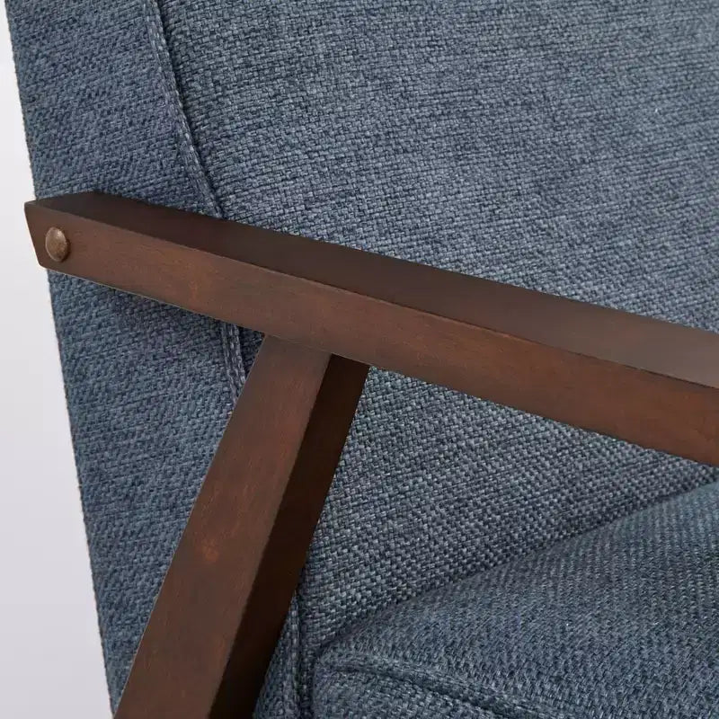Poltrona di design di metà secolo Buylateral Sonia