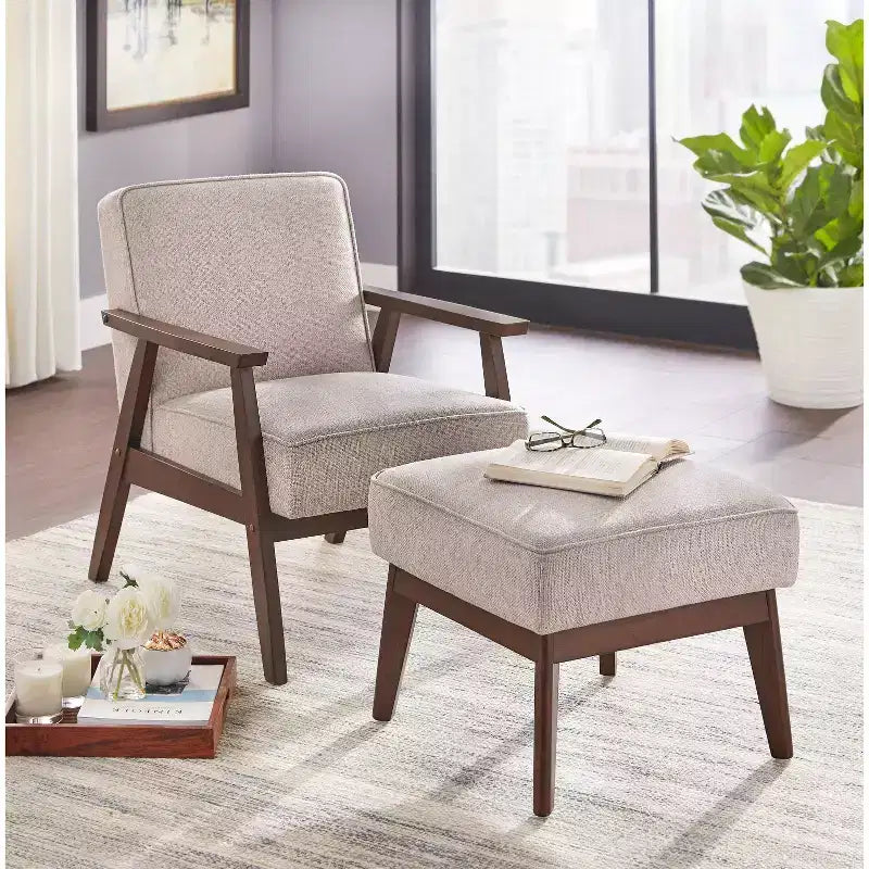 Poltrona di design di metà secolo Buylateral Sonia