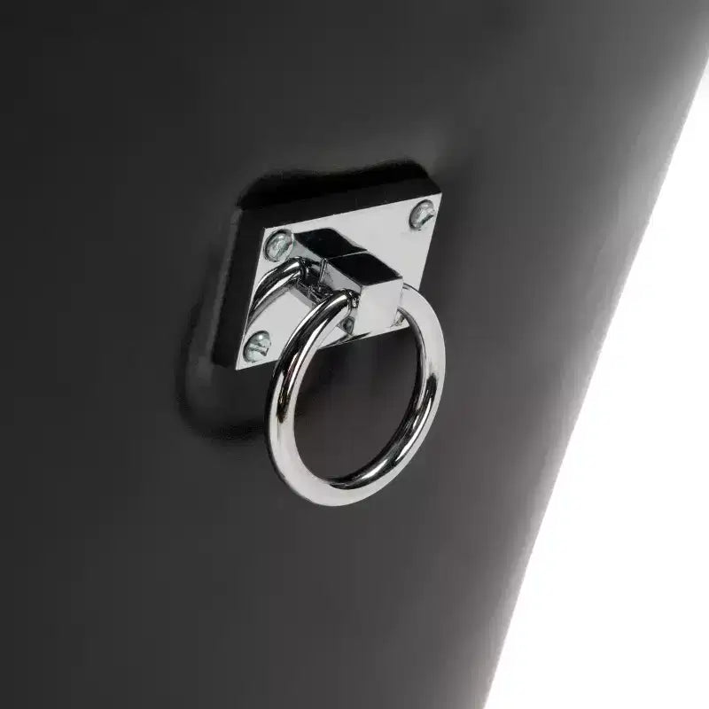 Sedia ad anello Harlow 19 H con rivestimento capitonné e borchie (set di 2) - MCR4716 - Safavieh Couture
