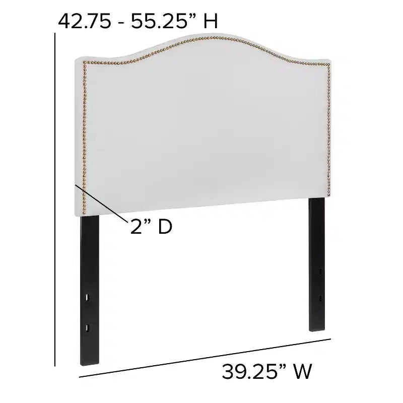 Testata imbottita ad arco Lexington di Flash Furniture con profili a borchie