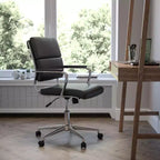 Sedia da ufficio direzionale girevole Flash Furniture con pannello contemporaneo in similpelle e schienale medio
