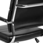 Sedia da ufficio direzionale girevole Flash Furniture con pannello contemporaneo in similpelle e schienale medio