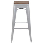 Flash Furniture Sgabello da bar in metallo da 30 pollici con sedile in legno - Impilabile, set da 4