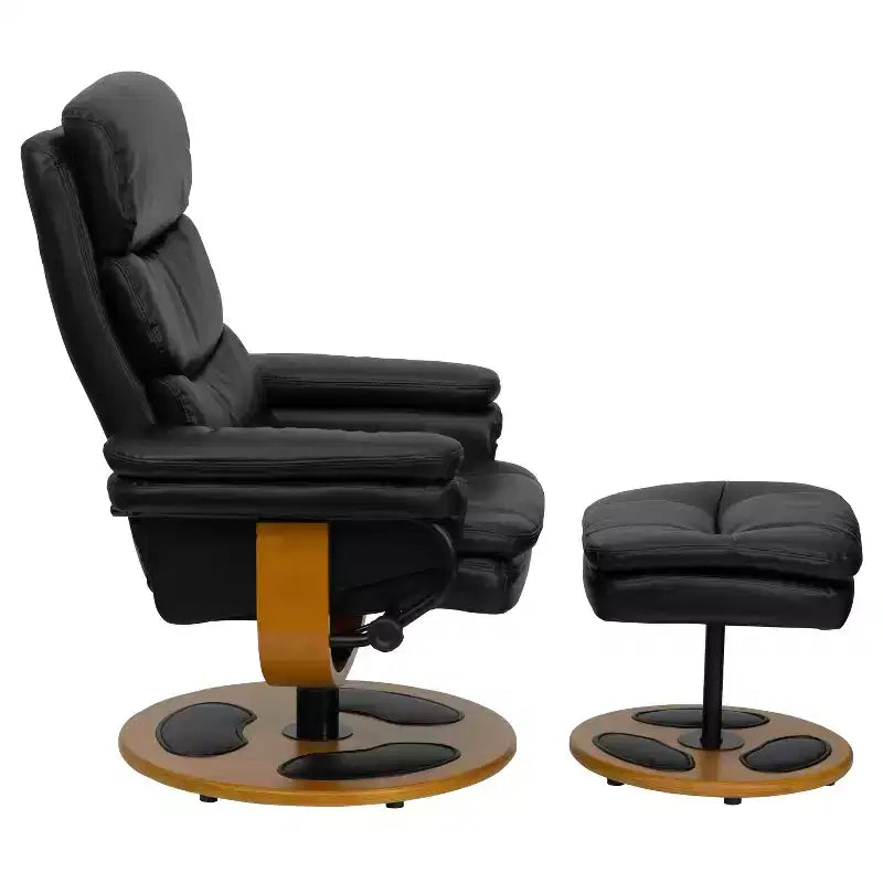 Flash Furniture Poltrona Reclinabile Multiposizione Contemporanea e Ottomana con Base in Legno in LeatherSoft Nero