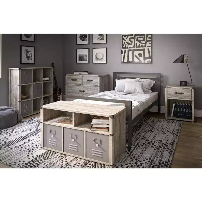 Comodino con 1 cassetto contenitore Max & Finn Nova con maniglia in pelle, rovere grigio