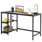Scrivania per computer Costway da 119 cm, tavolo da ufficio/studio, postazione di lavoro domestica con ripiano regolabile, nero rustico/caffè/marrone
