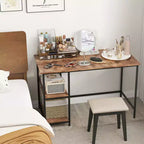 Scrivania per computer Costway da 119 cm, tavolo da ufficio/studio, postazione di lavoro domestica con ripiano regolabile, nero rustico/caffè/marrone