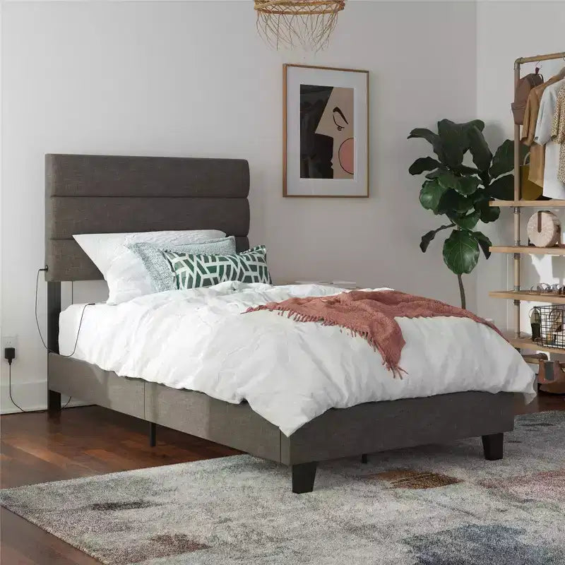 RealRooms Paloma Letto Imbottito con Doppia Porta USB