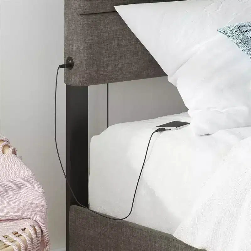 RealRooms Paloma Letto Imbottito con Doppia Porta USB