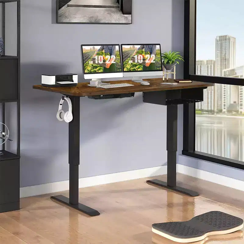 Scrivania Elettrica Regolabile in Altezza Costway 48'' con Pannello di Controllo e Porta USB Rustico/Noce