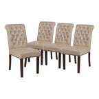 Sedia Emma and Oliver 4 PK Parsons con schienale arrotolato imbottito con bordo borchiato e telaio rifinito con feltrini in plastica