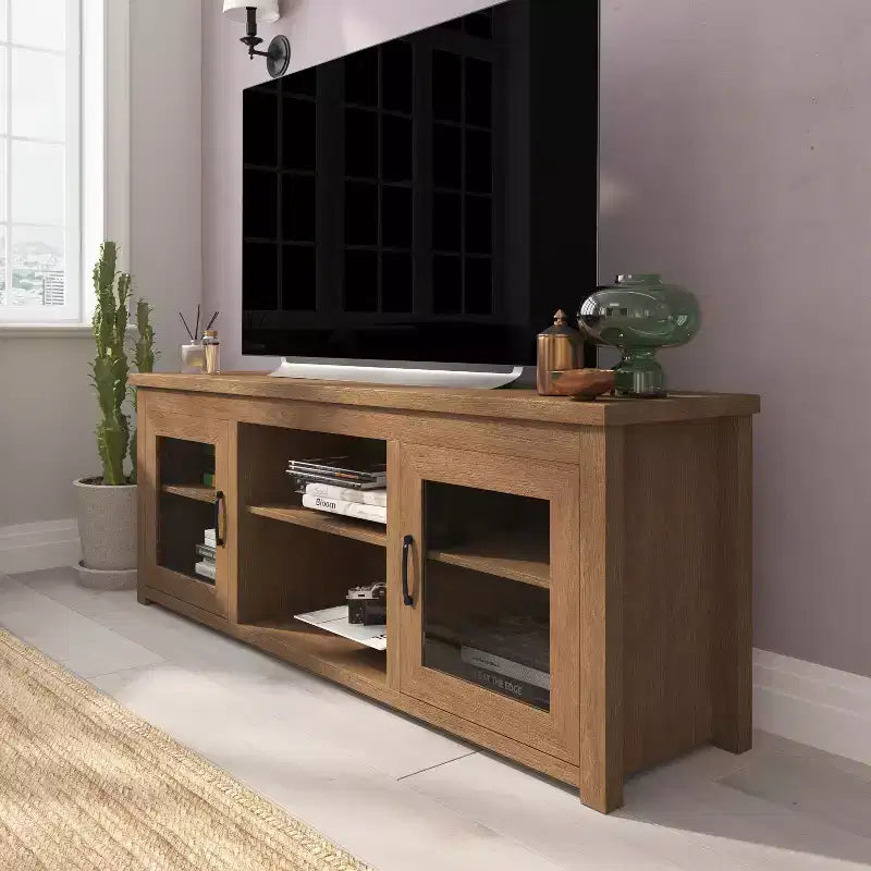 Mobile TV Emma e Oliver per TV fino a 80" - Consolle multimediale da 65" con classiche ante interamente in vetro e 3 ripiani regolabili