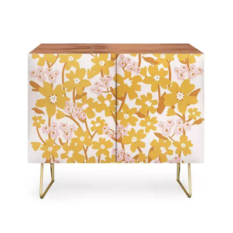 Trentuno illustrazioni Fiori selvatici in credenza color curcuma - Deny Designs