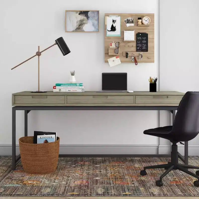 Scrittoio Devlin Mid-Century in Legno Massello con Cassetti - WyndenHall