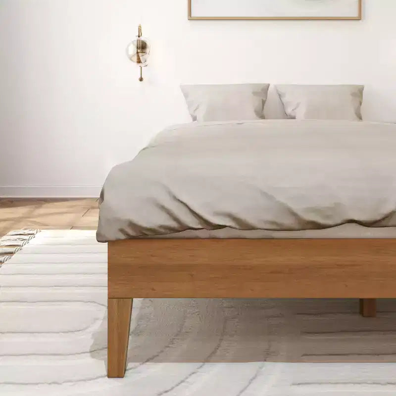 Struttura letto a piattaforma matrimoniale in legno massello Plank+Beam