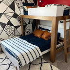 Letto a Castello a L Max & Lily Mid-Century Modern, Singolo su Una Piazza e Mezza, Legno Massello