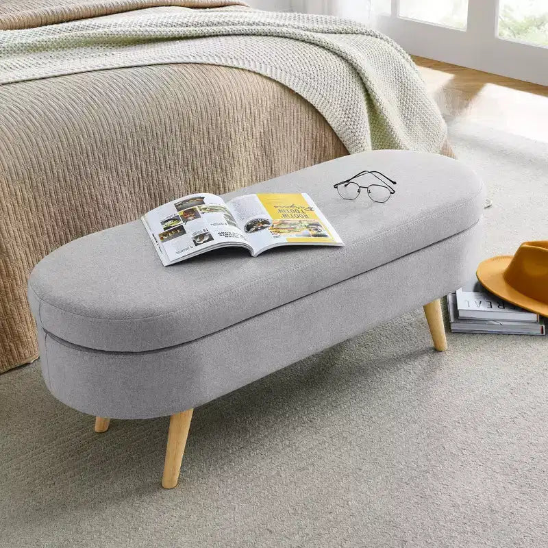 Panca Contenitore Ovale con Gambe in Legno di Hevea, Pouf Moderno Trapuntato - ModernLuxe