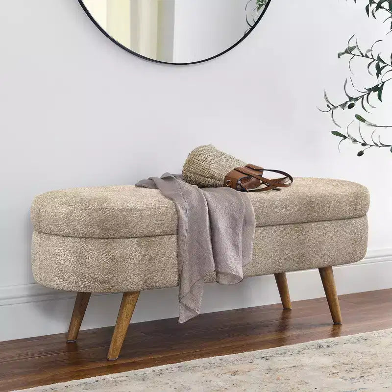 Panca Contenitore Ovale con Gambe in Legno di Hevea, Pouf Moderno Trapuntato - ModernLuxe