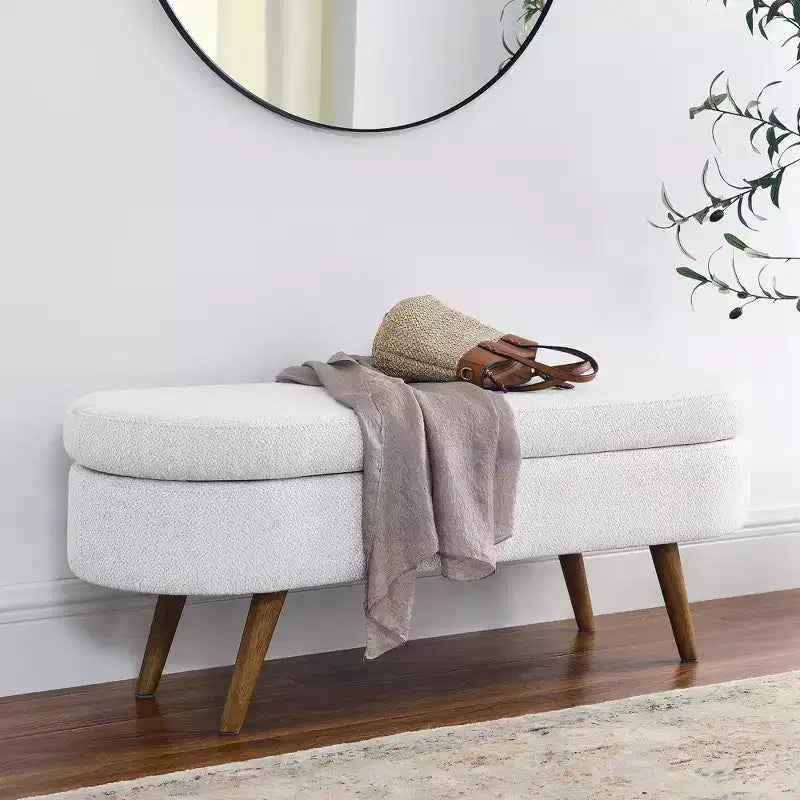 Panca Contenitore Ovale con Gambe in Legno di Hevea, Pouf Moderno Trapuntato - ModernLuxe