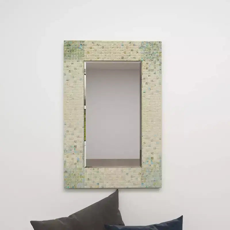 Specchio da Parete Mosaico Artigianale in Madreperla con Angoli Blu Crema - Olivia & May