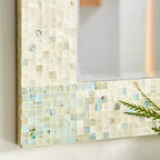 Specchio da Parete Mosaico Artigianale in Madreperla con Angoli Blu Crema - Olivia & May