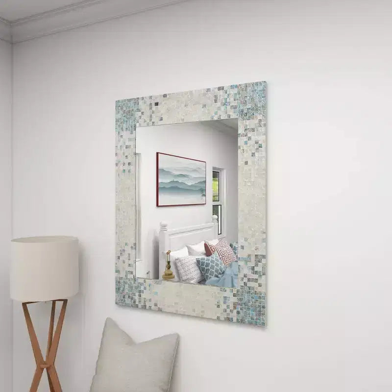 Specchio da Parete Mosaico Artigianale in Madreperla con Angoli Blu Crema - Olivia & May
