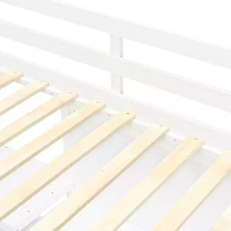 Letto a soppalco in legno con scaffali, scrivania e lavagna - ModernLuxe