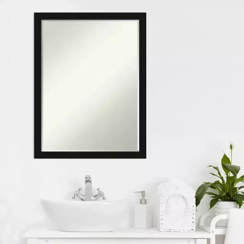 Specchio da parete per bagno Amanti Art Avon nero stretto piccolo smussato