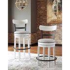 Sgabello da bar imbottito girevole Tall Valebeck - Design esclusivo Ashley