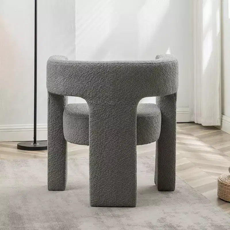 Poltrona a braccioli quadrati rivestita in bouclé da 71 cm - Kinwell