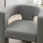 Poltrona a braccioli quadrati rivestita in bouclé da 71 cm - Kinwell