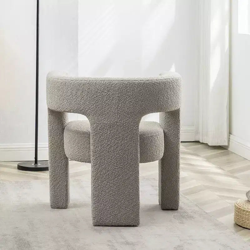 Poltrona a braccioli quadrati rivestita in bouclé da 71 cm - Kinwell