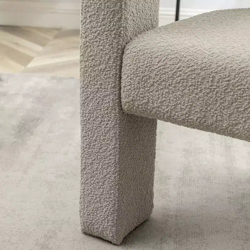 Poltrona a braccioli quadrati rivestita in bouclé da 71 cm - Kinwell