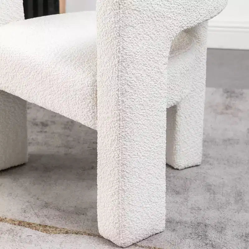Poltrona a braccioli quadrati rivestita in bouclé da 71 cm - Kinwell