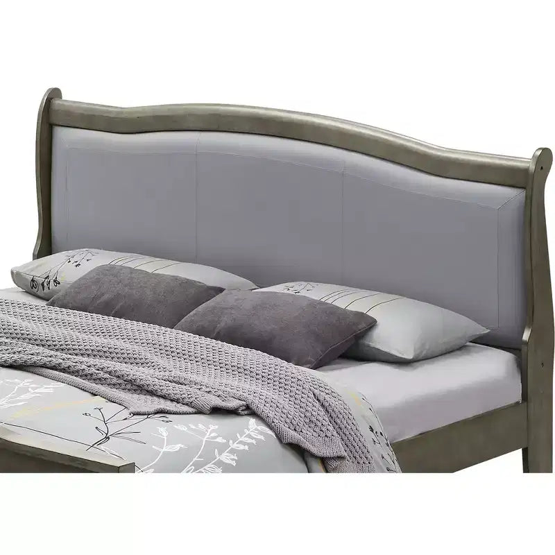 Letto matrimoniale imbottito in legno Luigi Filippo di Passion Furniture