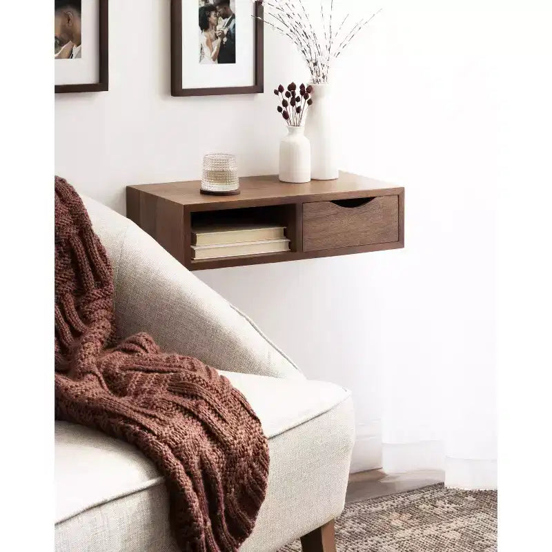 Tavolino da salotto galleggiante rettangolare in legno Kate and Laurel Hutton, 22x10x5,5, marrone noce