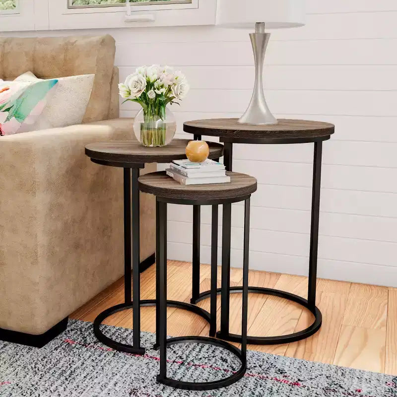 Hasting Home Set di 3 tavolini rotondi da salotto – Tavolini a incastro o comodini moderni con piano in finto marmo e base in metallo nero