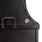Specchio da parete Storied Home con cornice ad arco in metallo