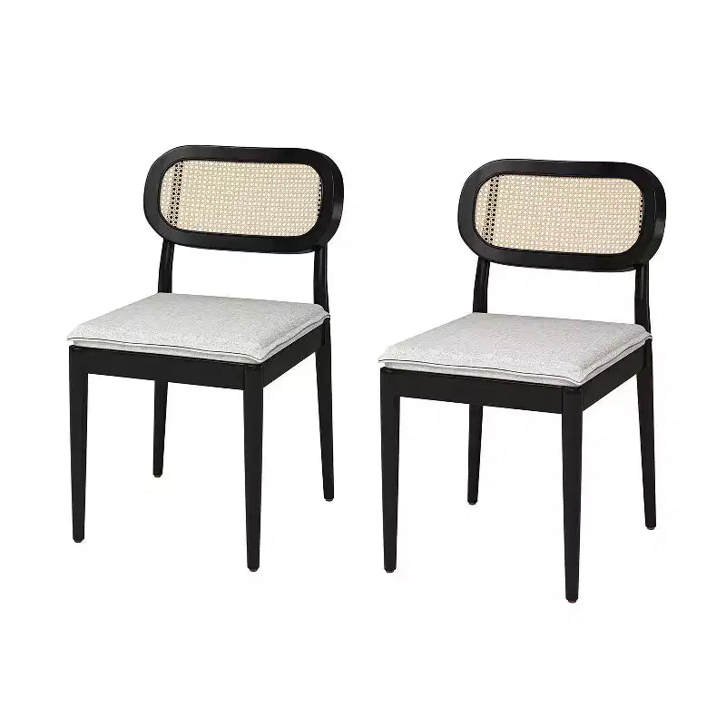 Sedia da pranzo Hartmut Modern Ratten con gambe in legno massello ART OF LIVING DESIGNS