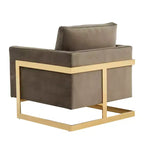 LeisureMod Lincoln poltrona a pozzetto imbottita - moderna sedia club in velluto con struttura architettonica in metallo dorato